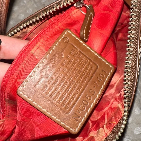 Coach Brown Leather Baguette Bag - Picture 4 of 7